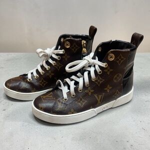 Louis Vuitton Brown Monogram Kids High-Top Sneakers Size 34